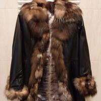 Giacca in pelle con pelliccia