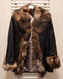 Giacca in pelle con pelliccia