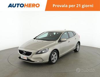 VOLVO V40 NF73752