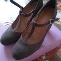 scarpe con cinturino 