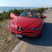 alfa romeo spider 