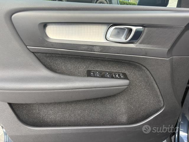 Volvo Xc40 2021 photo 4