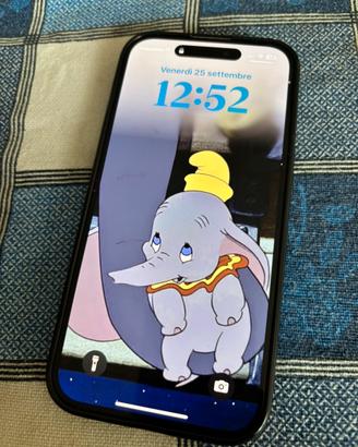 iPhone 15 128 GB rosa – da riparare 📱🩷
