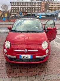 Automobile Fiat 500 Lounge