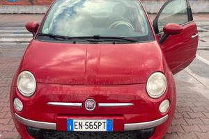 Automobile Fiat 500 Lounge