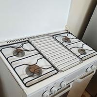 macchina del gas con forno incluso