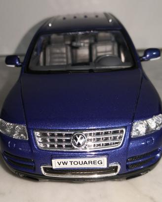 VOLKSWAGEN TOUAREG (2004), 1/24 WELLY