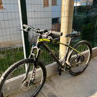 Mountain bike e/o bmx