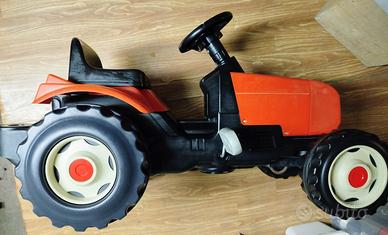 Trattore a pedali Smoby per bambini - Come nuovo