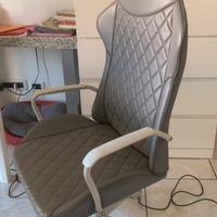 Sedia gaming in eco pelle grigia Ikea seminuova