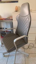 Sedia gaming in eco pelle grigia Ikea seminuova