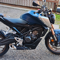 Honda cb125r 2021