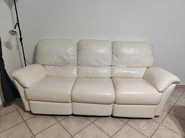 Divano a due posti e a tre posti in pelle