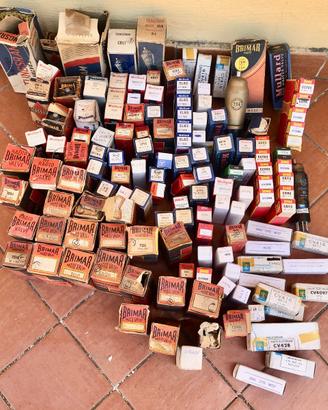 Lotto di 135 valvole vintage con imballi originali