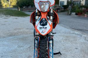 🧡 KTM 125 EXC Six Days pronta per strada