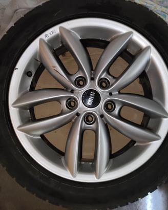 CERCHIONI RUOTE ORIGINALI MINI CON GOMME INVERNALI