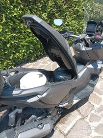 Scooter Honda ADV 350