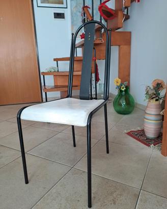 Eleganti sedie per soggiorno
