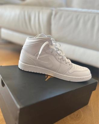 Nike Jotdan Mid Bianche