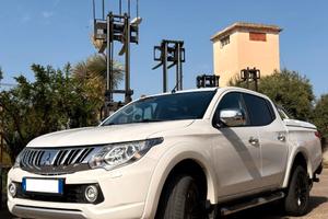 Mitsubishi L200 2.4 DI-D/180 CV Doppia Cabina Full