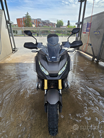 X-Adv 750 unico proprietario