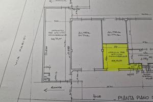 Magazzino a Villa Raspa