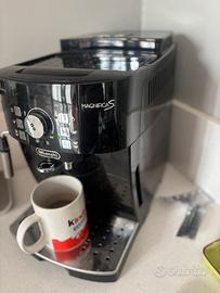 De Longhi Magnifica S