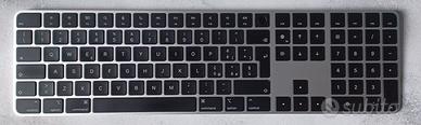 Apple Magic Keyboard A2520 con Touch-ID