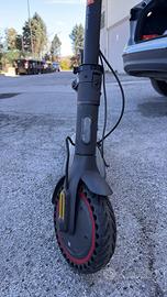 Monopattino elettrico XIAPRO2