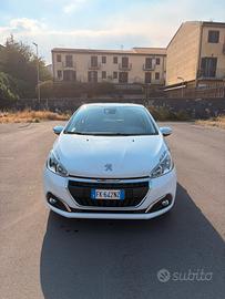 PEUGEOT 208 ALLURE PACK – 2017