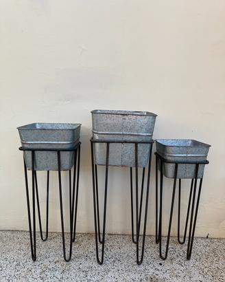 Fioriere con piedistalli