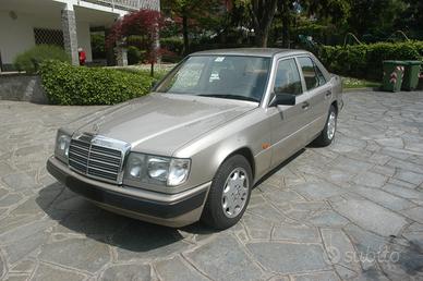 MERCEDES 200E