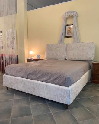 Letto imbottito con contenitore 160x190