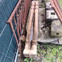 Materiali antichi pietre colonne ringhiere ...