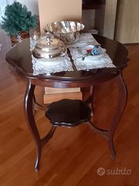 Tavolo in buone condizioni diametro 75cm H70