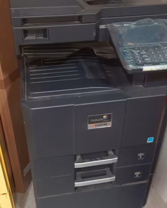 Fotocopiatrice kyocera taskalfa2550 ci