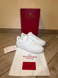 Valentino Garavani Rockstud