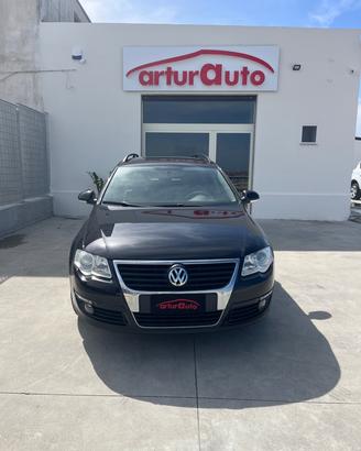 Volkswagen Passat 1.6 TDI DPF Var. BlueMotion