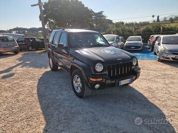 Jeep Cherokee 2.8 CRD Sport