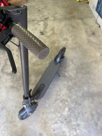 Monopattino Elettrico Xiaomi Mi Scooter 1S