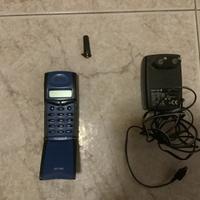 Telefono cellulare Ericsson GF768