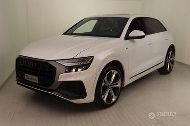 Audi Q8 50 3.0 tdi mhev Sport quattro tiptronic 4R