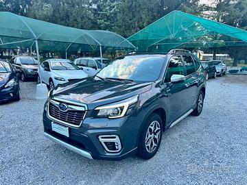 Subaru Forester 2.0 e-Boxer MHEV CVT Lineartronic 