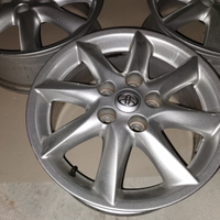 Cerchi in lega 16"toyota auris