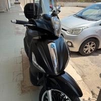 Piaggio Beverly 300 Police (ABS)