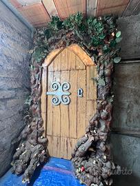 Scenografia artigianale Bosco Incantato con porta