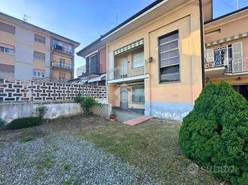 CASA INDIPENDENTE A SANTHIÀ