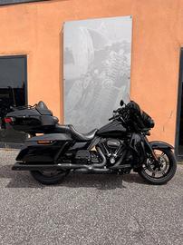 Harley-Davidson 114 Electra Glide Ultra Limited (2