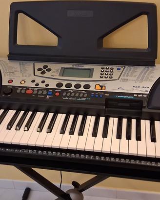 Tastiera elettronica YAMAHA