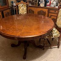 Tavolo in legno allungabile